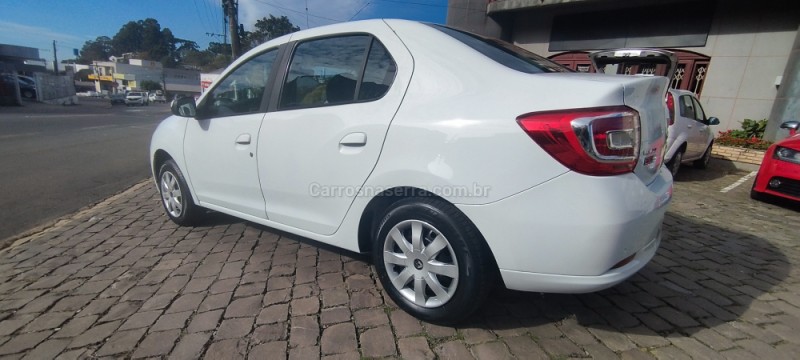 LOGAN 1.6 ICONIC SCE 16V FLEX 4P AUTOMÁTICO - 2017 - FARROUPILHA