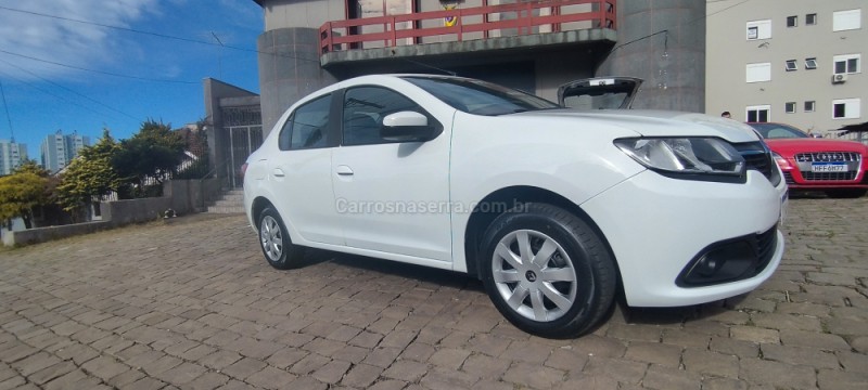 LOGAN 1.6 ICONIC SCE 16V FLEX 4P AUTOMÁTICO - 2017 - FARROUPILHA