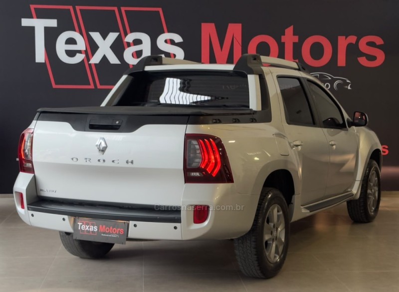 DUSTER OROCH 1.6 16V FLEX DYNAMIQUE 4P MANUAL - 2018 - NOVO HAMBURGO