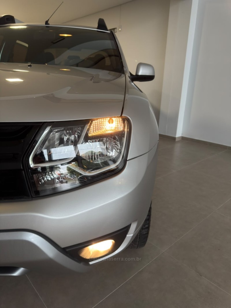DUSTER OROCH 1.6 16V FLEX DYNAMIQUE 4P MANUAL - 2018 - NOVO HAMBURGO