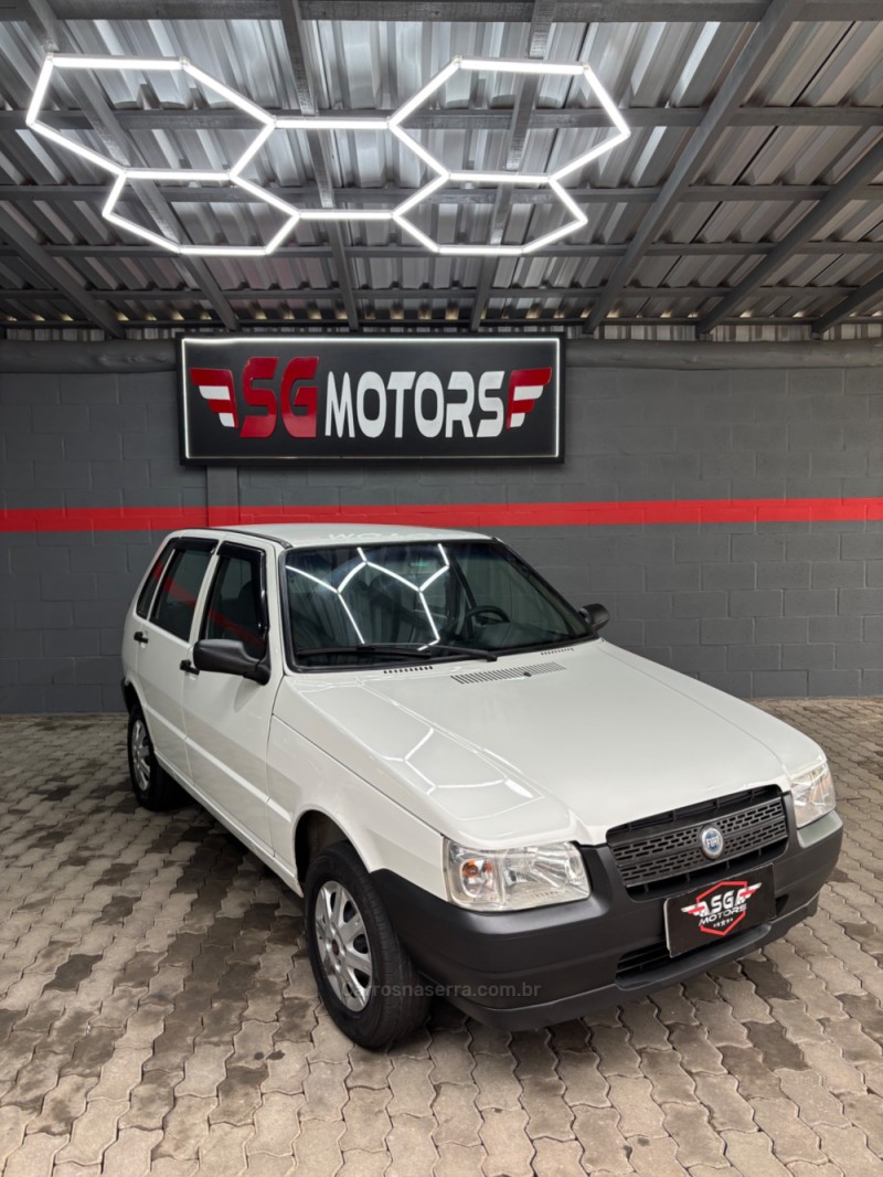 UNO 1.0 IE MILLE EP 8V GASOLINA 4P MANUAL