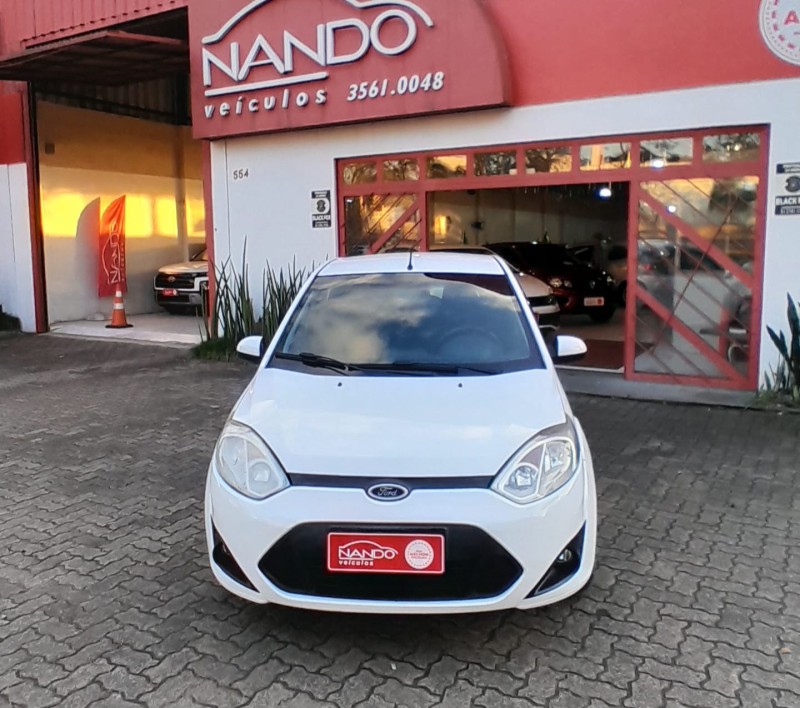 FIESTA 1.6 SE HATCH 16V FLEX 4P MANUAL - 2014 - ESTâNCIA VELHA