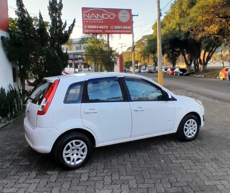 FIESTA 1.6 SE HATCH 16V FLEX 4P MANUAL - 2014 - ESTâNCIA VELHA