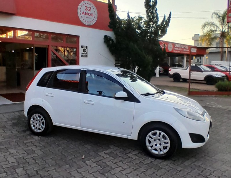 FIESTA 1.6 SE HATCH 16V FLEX 4P MANUAL - 2014 - ESTâNCIA VELHA
