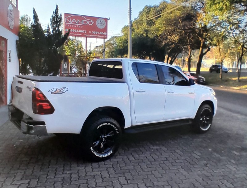 HILUX 2.8 SR 4X4 CD 16V DIESEL 4P MANUAL - 2020 - ESTâNCIA VELHA