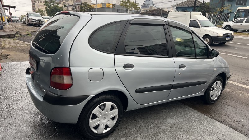 SCÉNIC 1.6 ALIZÉ 16V GASOLINA 4P MANUAL - 2005 - CAXIAS DO SUL