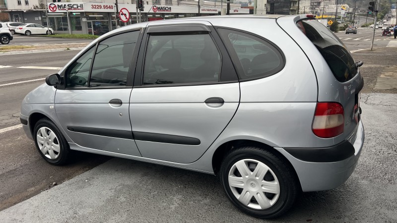 SCÉNIC 1.6 ALIZÉ 16V GASOLINA 4P MANUAL - 2005 - CAXIAS DO SUL