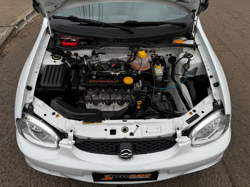 CORSA 1.0 MPF WIND 8V GASOLINA 2P MANUAL - 2001 - DOIS IRMãOS