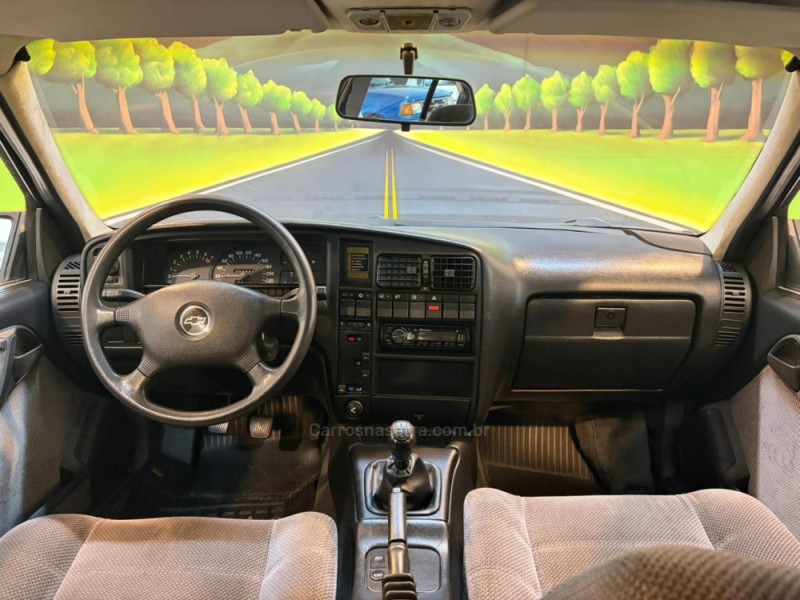 OMEGA 2.2 MPFI GLS 8V GASOLINA 4P MANUAL - 1994 - BENTO GONçALVES
