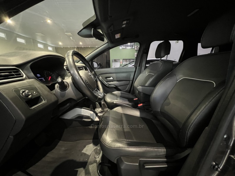 DUSTER 1.6 ICONIC 16V FLEX 4P AUTOMÁTICO - 2022 - CAXIAS DO SUL