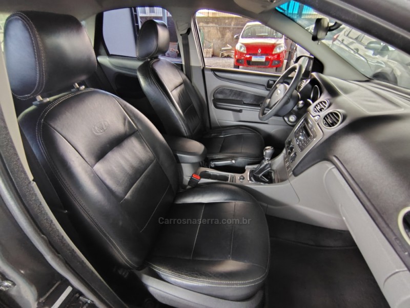 FOCUS 1.6 GLX 16V FLEX 4P MANUAL - 2012 - CAXIAS DO SUL