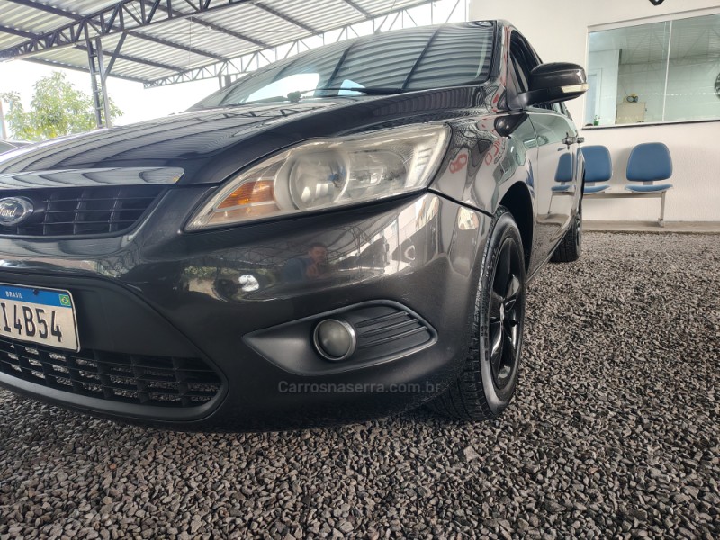 FOCUS 1.6 GLX 16V FLEX 4P MANUAL - 2012 - CAXIAS DO SUL