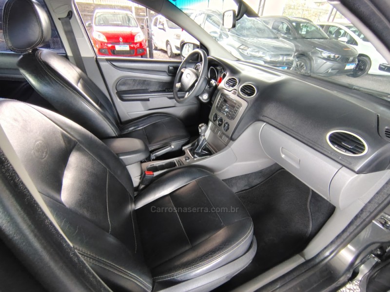 FOCUS 1.6 GLX 16V FLEX 4P MANUAL - 2012 - CAXIAS DO SUL