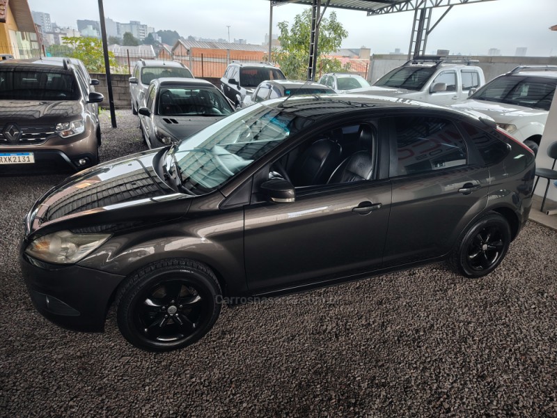 FOCUS 1.6 GLX 16V FLEX 4P MANUAL - 2012 - CAXIAS DO SUL