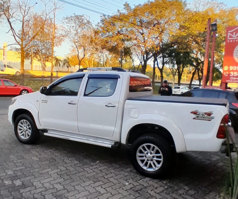 HILUX 3.0 STD 4X4 CD 16V TURBO INTERCOOLER DIESEL 4P MANUAL - 2012 - ESTâNCIA VELHA