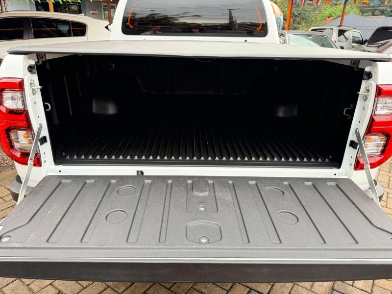 HILUX 2.8 SRV 4X4 CD 16V DIESEL 4P AUTOMÁTICO - 2025 - TRêS COROAS
