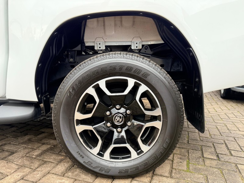 HILUX 2.8 SRV 4X4 CD 16V DIESEL 4P AUTOMÁTICO - 2025 - TRêS COROAS