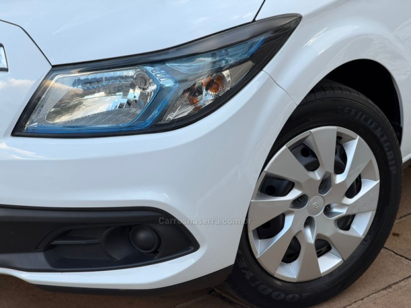ONIX 1.4 MPFI LT 8V FLEX 4P MANUAL - 2013 - LAGOA VERMELHA