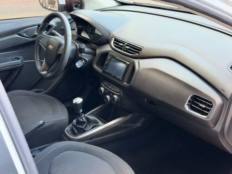 ONIX 1.4 MPFI LT 8V FLEX 4P MANUAL - 2013 - LAGOA VERMELHA