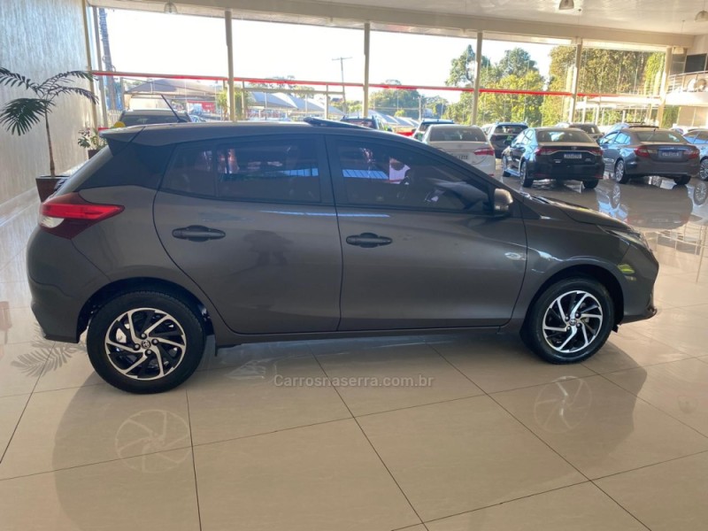 YARIS 1.5 XLS FLEX 4P AUTOMÁTICO - 2023 - LAJEADO