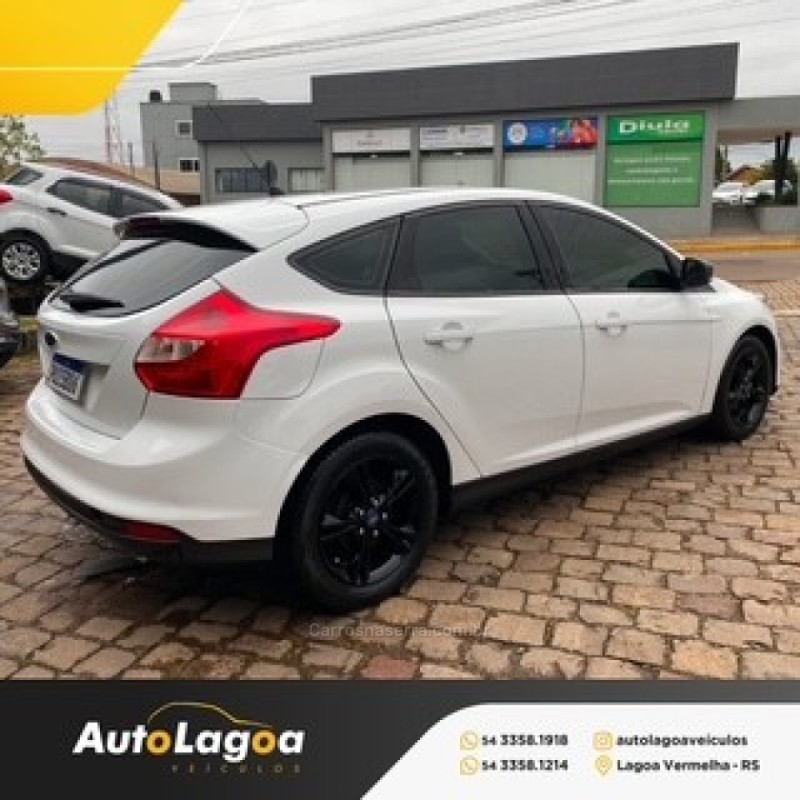 FOCUS 1.6 S 16V FLEX 4P MANUAL - 2015 - LAGOA VERMELHA
