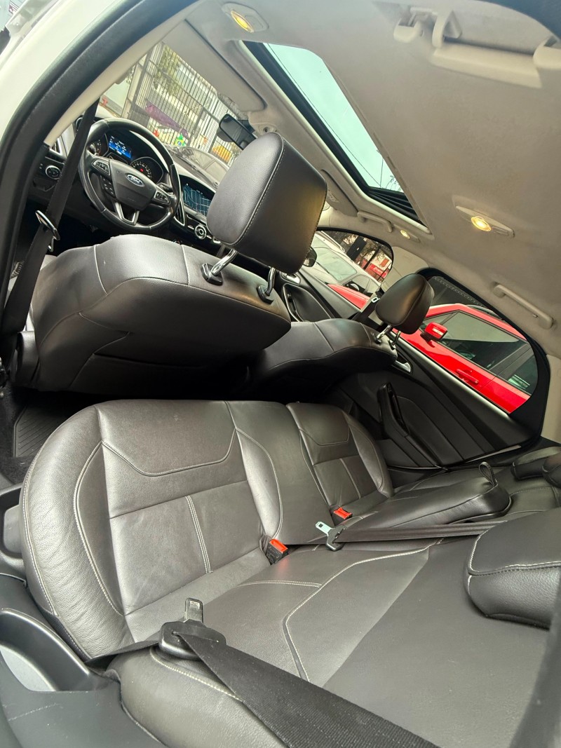 FOCUS 2.0 TITANIUM 16V FLEX 4P AUTOMÁTICO - 2018 - CAXIAS DO SUL