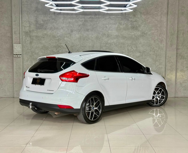 FOCUS 2.0 TITANIUM 16V FLEX 4P AUTOMÁTICO - 2018 - CAXIAS DO SUL