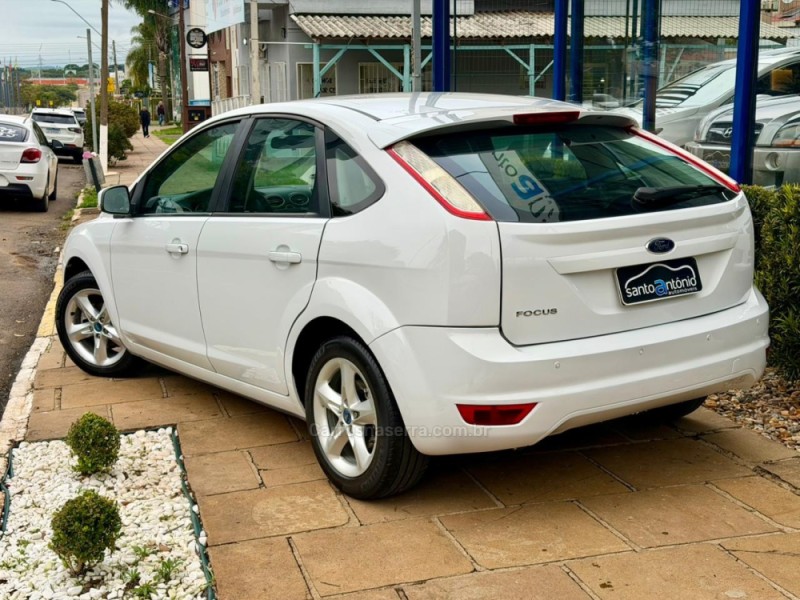 FOCUS 1.6 GLX SIGMA 16V FLEX 4P MANUAL - 2013 - LAGOA VERMELHA