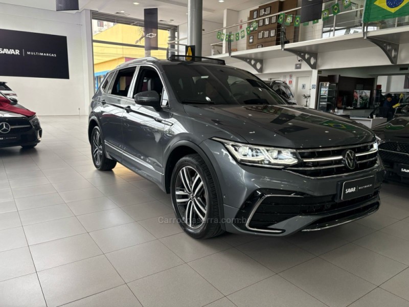 TIGUAN 2.0 ALLSPACE R-LINE 300 TSI GASOLINA 4P AUTOMÁTICO - 2024 - NOVO HAMBURGO