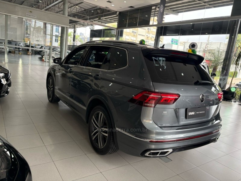 TIGUAN 2.0 ALLSPACE R-LINE 300 TSI GASOLINA 4P AUTOMÁTICO - 2024 - NOVO HAMBURGO