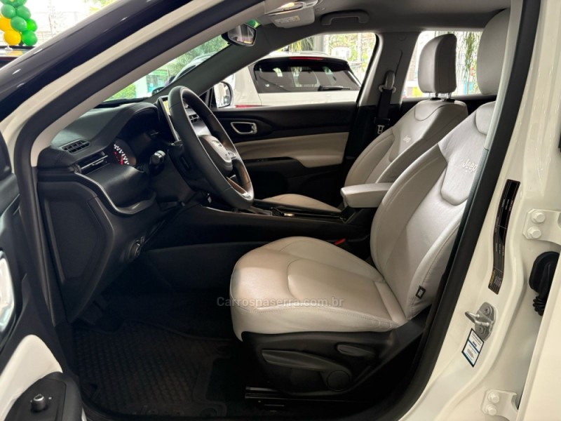 COMPASS 1.3 SPORT T270 16V TURBO FLEX 4P AUTOMÁTICO - 2025 - NOVO HAMBURGO