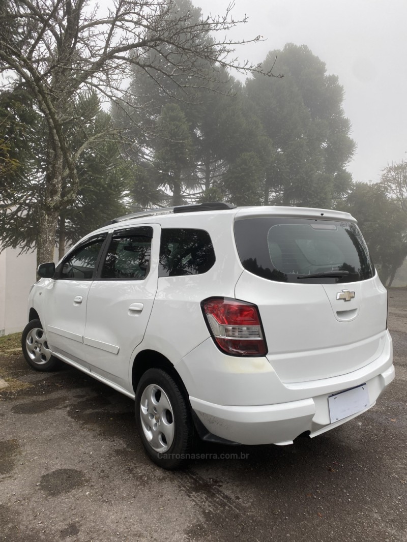 SPIN 1.8 LT 8V FLEX 4P MANUAL - 2014 - FARROUPILHA