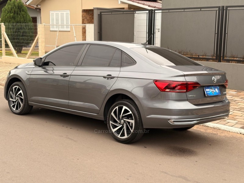 VIRTUS 1.0 200 TSI HIGHLINE AUTOMÁTICO - 2022 - ESTâNCIA VELHA