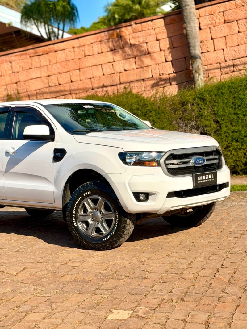 RANGER 2.2 XLS 4X4 CD 16V DIESEL 4P AUTOMÁTICO - 2020 - VENâNCIO AIRES