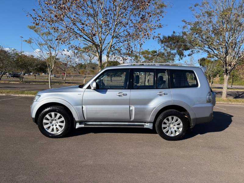 PAJERO FULL 3.8 HPE 4X4 V6 24V GASOLINA 4P AUTOMÁTICO - 2008 - BENTO GONçALVES
