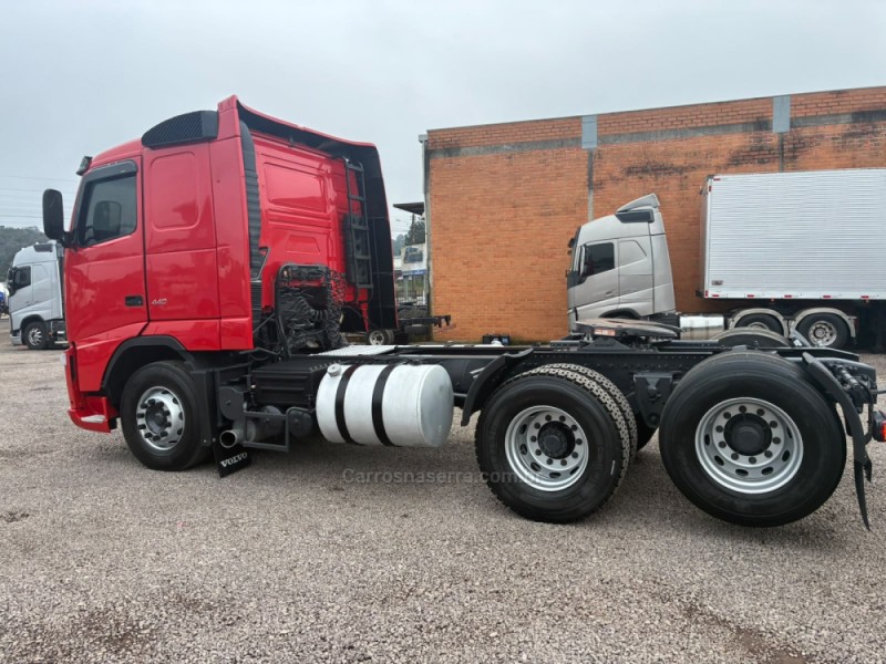 FH 440 6X2 - 2009 - FARROUPILHA