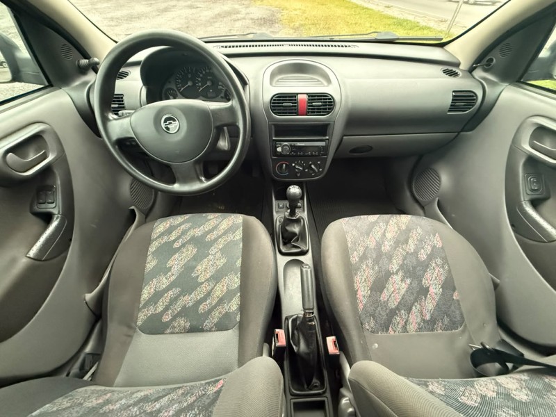 CORSA 1.0 MPFI 8V GASOLINA 4P MANUAL - 2004 - FARROUPILHA