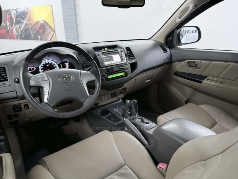 HILUX SW4 3.0 SRV 4X4 16V TURBO INTERCOOLER DIESEL 4P AUTOMÁTICO - 2012 - PORTO ALEGRE