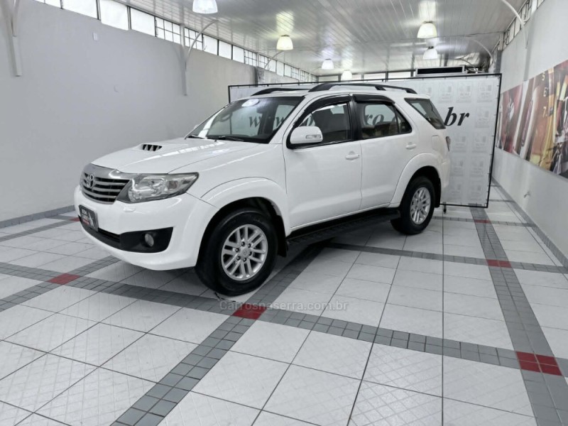 HILUX SW4 3.0 SRV 4X4 16V TURBO INTERCOOLER DIESEL 4P AUTOMÁTICO - 2012 - PORTO ALEGRE