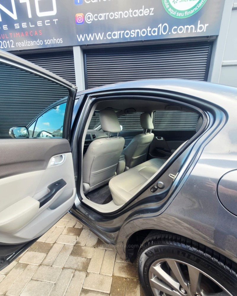 CIVIC 1.8 LXL 16V FLEX 4P AUTOMÁTICO - 2012 - LAJEADO