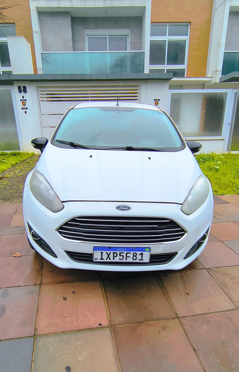 FIESTA 1.6 SE HATCH 16V FLEX 4P MANUAL - 2017 - FARROUPILHA