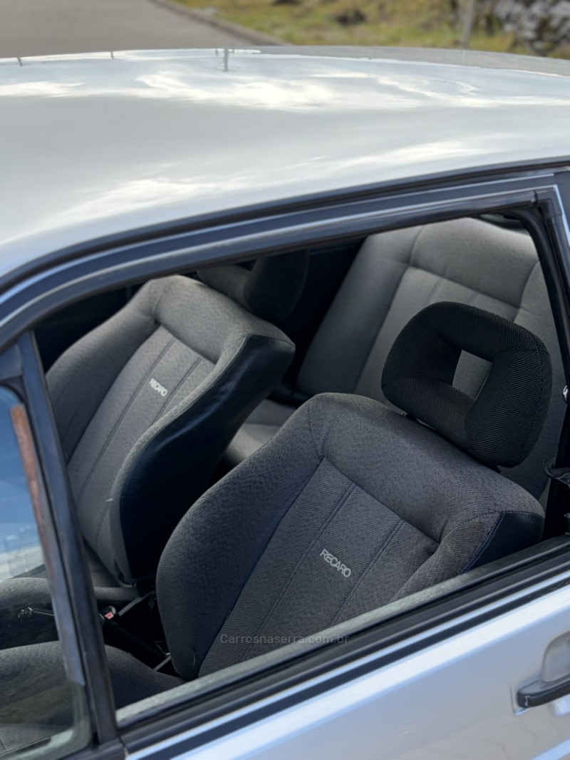 VOYAGE 1.8 GLS 8V ÁLCOOL 2P MANUAL - 1989 - FLORES DA CUNHA