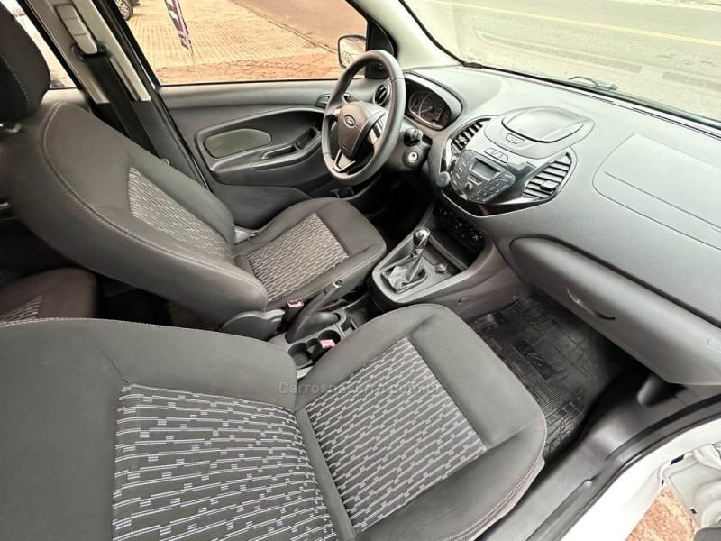 KA 1.5 SE SEDAN 12V FLEX 4P MANUAL - 2015 - CAMPO BOM