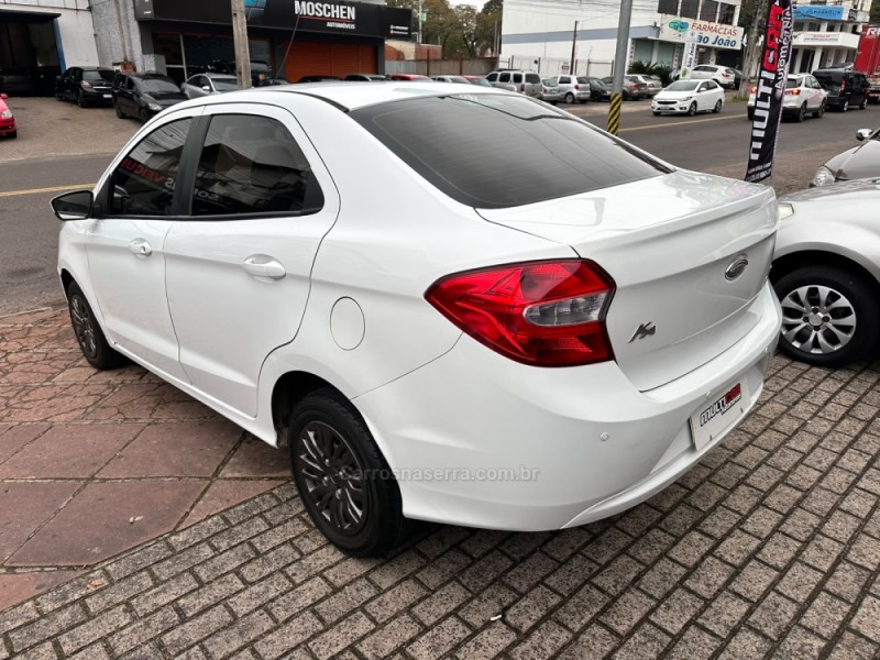 KA 1.5 SE SEDAN 12V FLEX 4P MANUAL - 2015 - CAMPO BOM