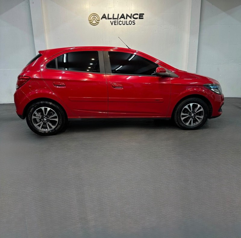 ONIX 1.4 MPFI LTZ 8V FLEX 4P MANUAL - 2015 - CAXIAS DO SUL