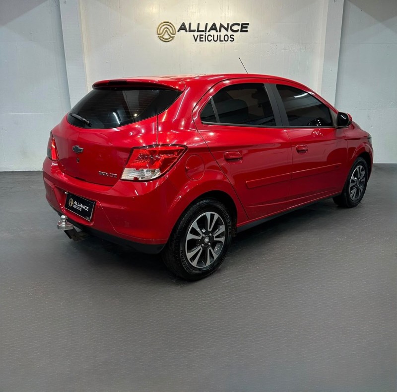 ONIX 1.4 MPFI LTZ 8V FLEX 4P MANUAL - 2015 - CAXIAS DO SUL
