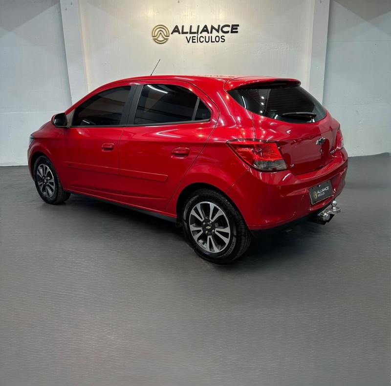 ONIX 1.4 MPFI LTZ 8V FLEX 4P MANUAL - 2015 - CAXIAS DO SUL