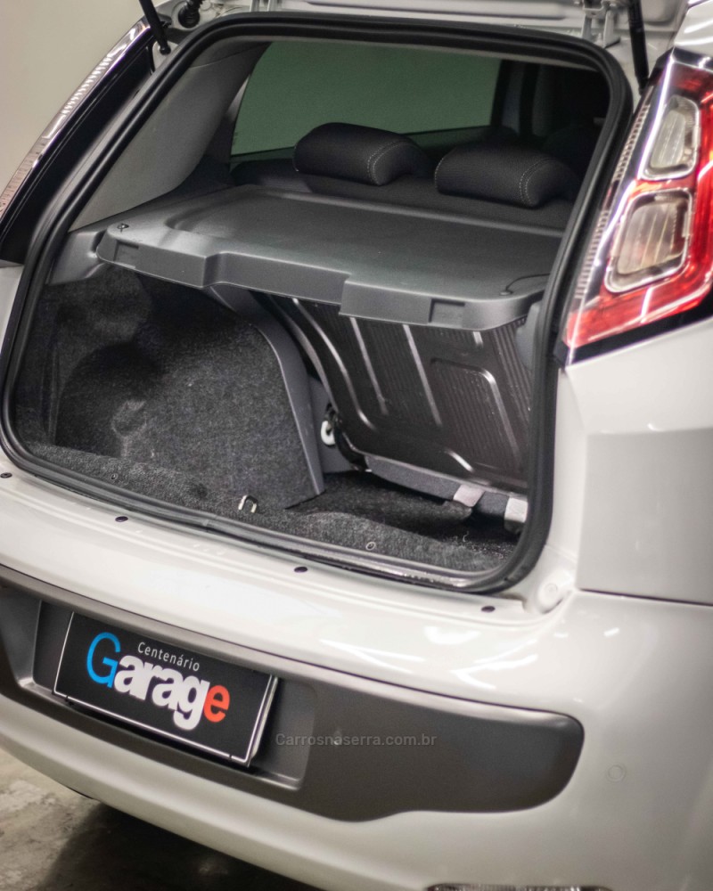PUNTO 1.6 ESSENCE 16V FLEX 4P MANUAL - 2013 - CAXIAS DO SUL