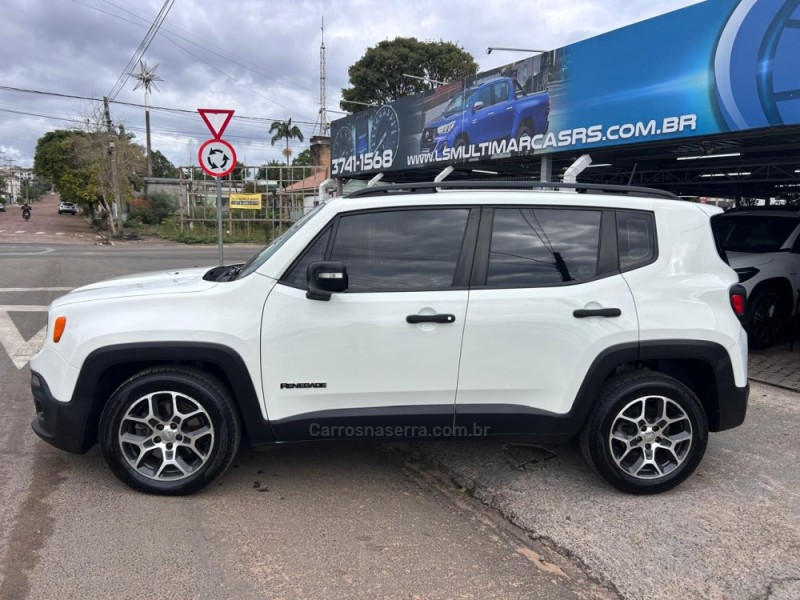 RENEGADE 1.8 16V FLEX SPORT 4P MANUAL - 2018 - VENâNCIO AIRES