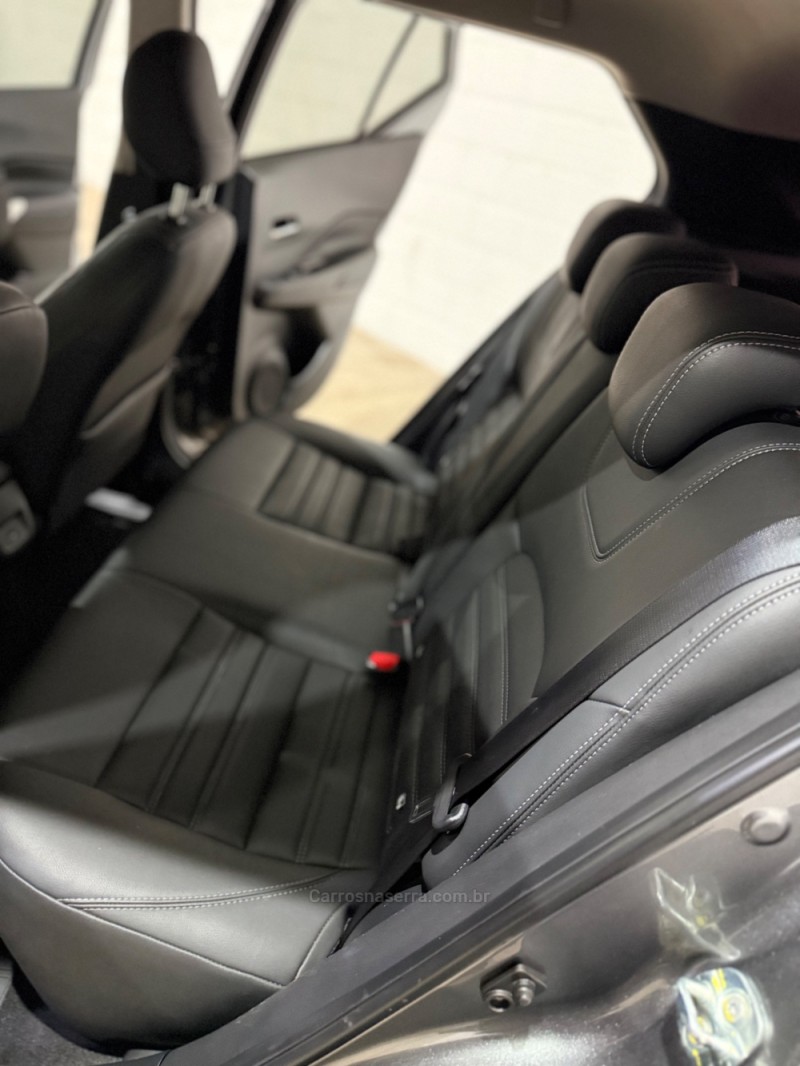KICKS 1.6 ADVANCE 16V FLEX 4P AUTOMÁTICO - 2024 - ARROIO DO MEIO